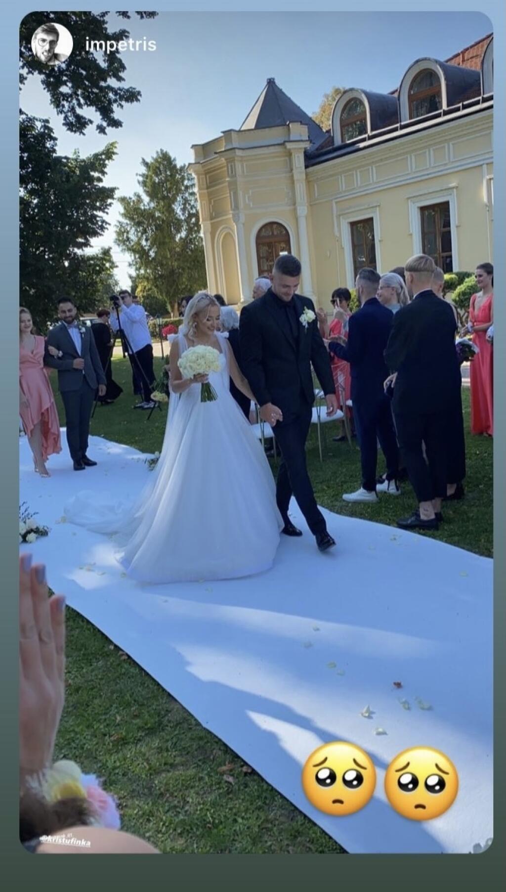 Dvojnásobný olympijský medailista si zobral za manželku snúbenicu Kristínu. S krásnou blondínkou mali svoj deň D v kaštieli v Jaslovských Bohuniciach.