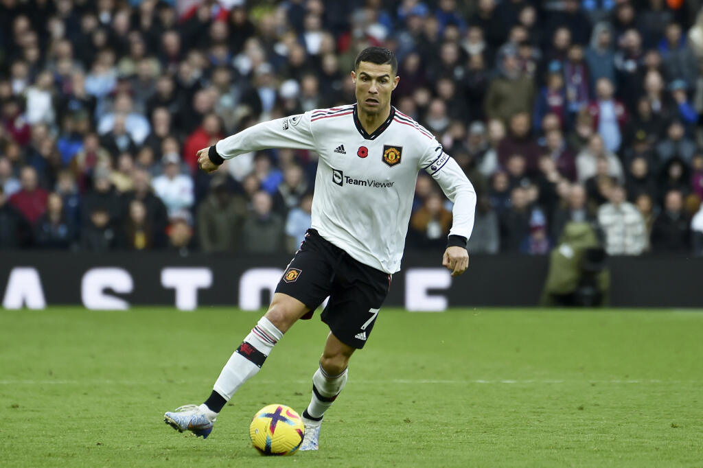 Cristiano Ronaldo už nie je hráčom Manchestru United.