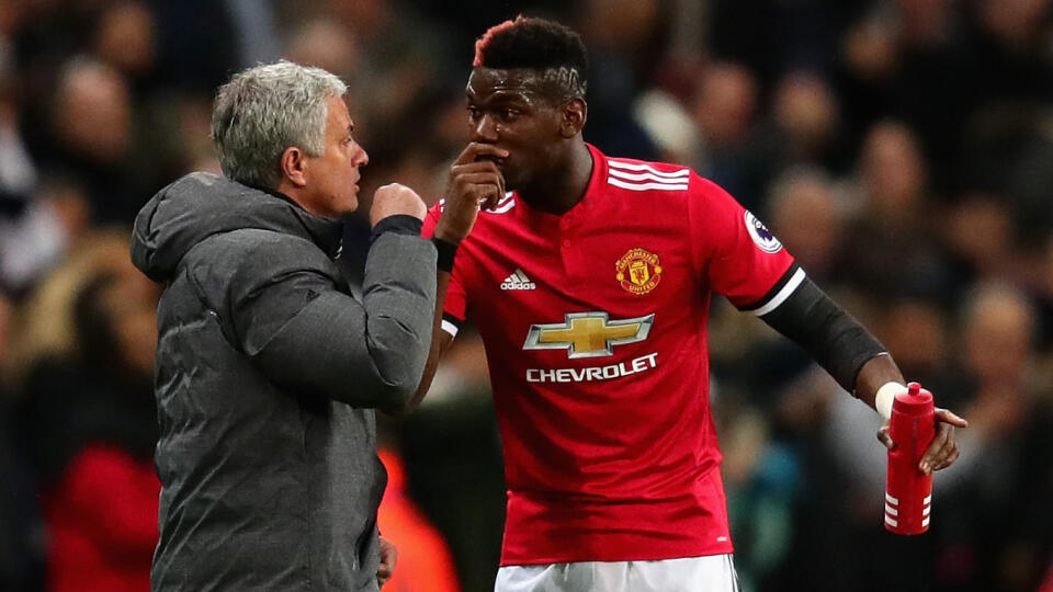 Paul Pogba a tréner Jose Mourinho si už neraz skočili do vlasov.