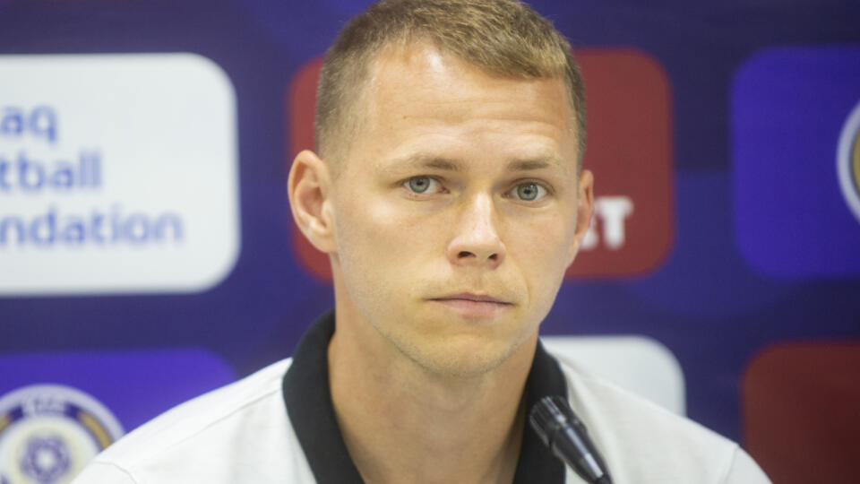 Na snímke futbalový reprezentant SR Ondrej Duda počas tlačovej konferencie pred pondelkovým zápasom 4. kola Ligy národov Kazachstan - Slovensko 12. júna 2022 v Nur-Sultane. FOTO TASR – Jakub Kotian