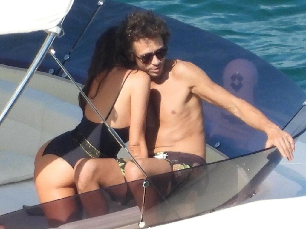 Sexi Francesca skúšala, čo nájde v plavkách Valentna Rossiho.