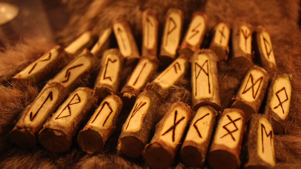 Rune,Set,Elder,Futhark.,Odin's,Runes.,Made,From,Birch,Wood.