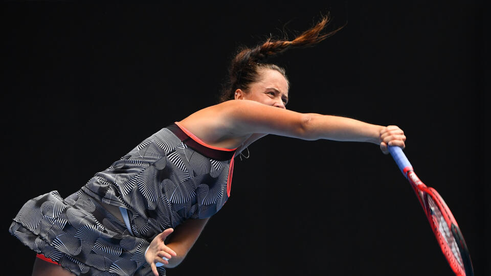  Slovenská tenistka Viktória Kužmová neuspela v 2. kole dvojhry na grandslamovom turnaji Australian Open v Melbourne proti Jelene Svitolinovej.