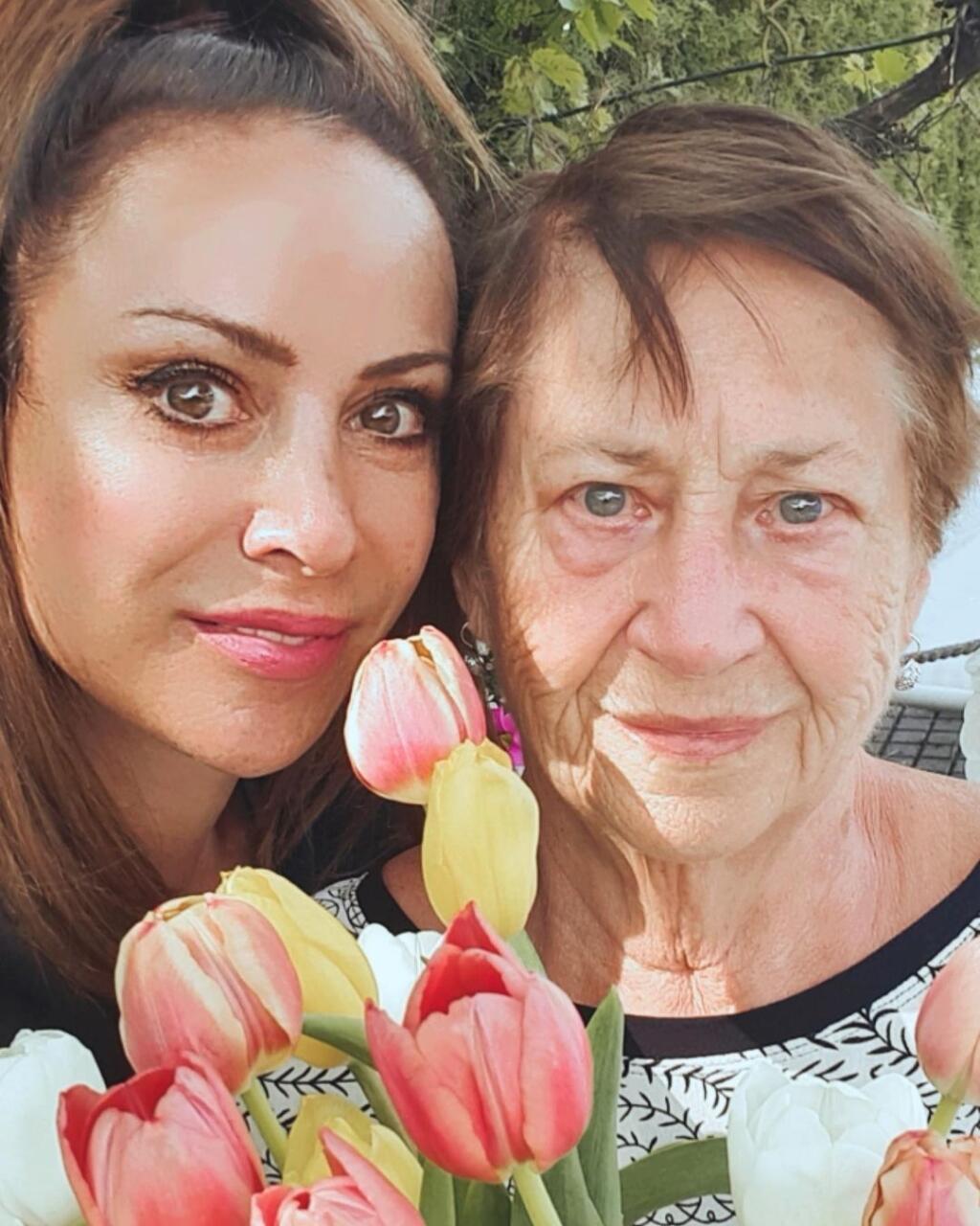 Zora Czoborová s milovanou mamou