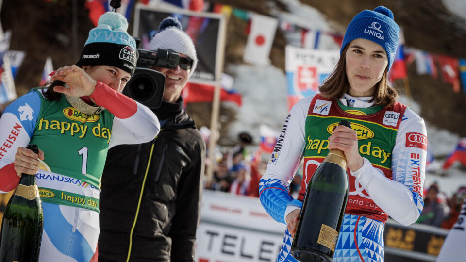 Na snímke Petra Vlhová v cieli druhého kola pretekov slalomu Svetového pohára v alpskom lyžovaní žien v Kranjskej Gore.