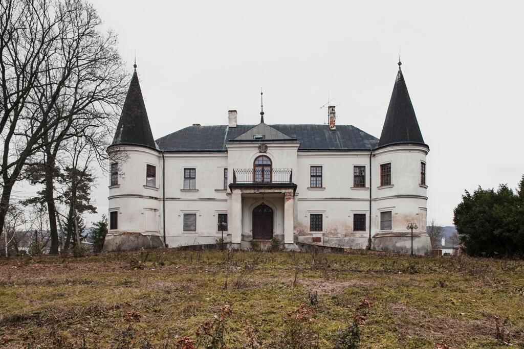 Jane Šturdíkovej na historických pamiatkach záleží, zábery zo svojich ciest sa rozhodla spracovať aj knižne.