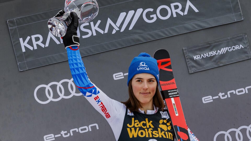 Na snímke Petra Vlhová v cieli druhého kola pretekov obrovského slalomu Svetového pohára v alpskom lyžovaní žien v Kranjskej Gore.