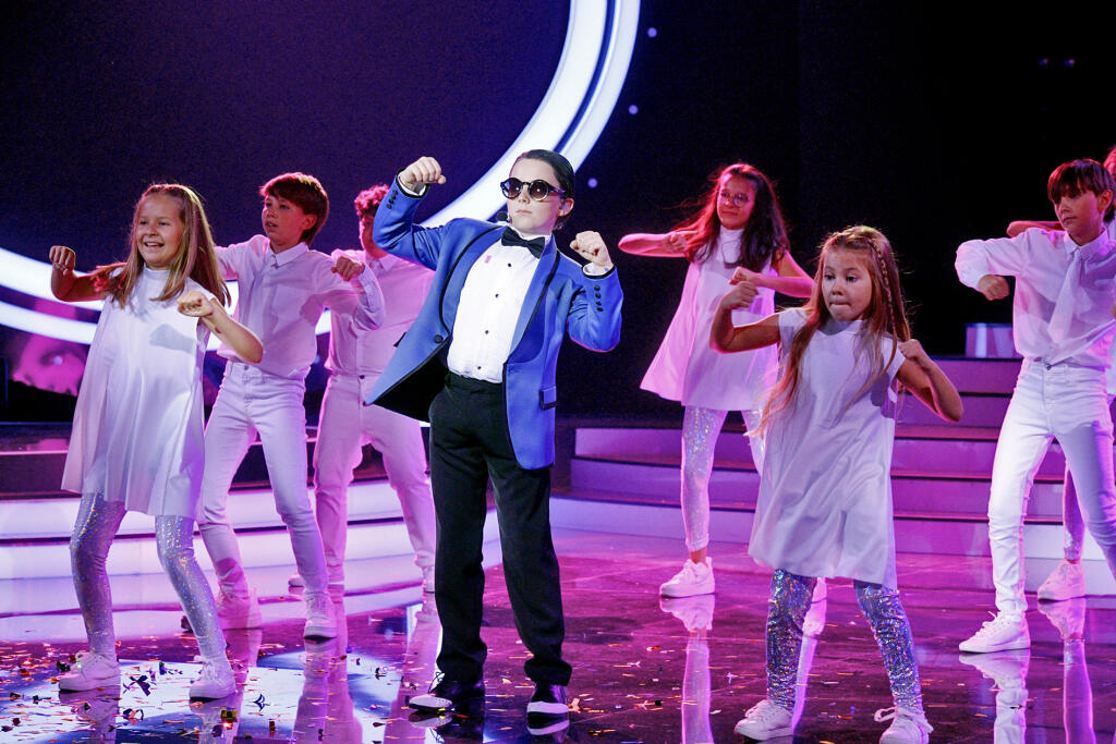 Ondrej Potančok
vs Andrej Bičan
– Gangnam Style (PSY)