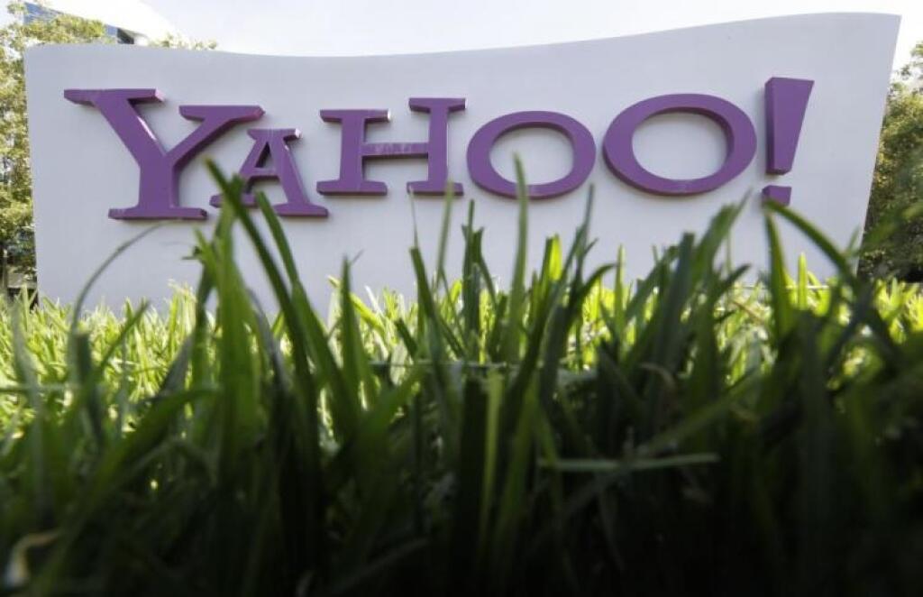 Yahoo sa zobudil a zavelil do útoku