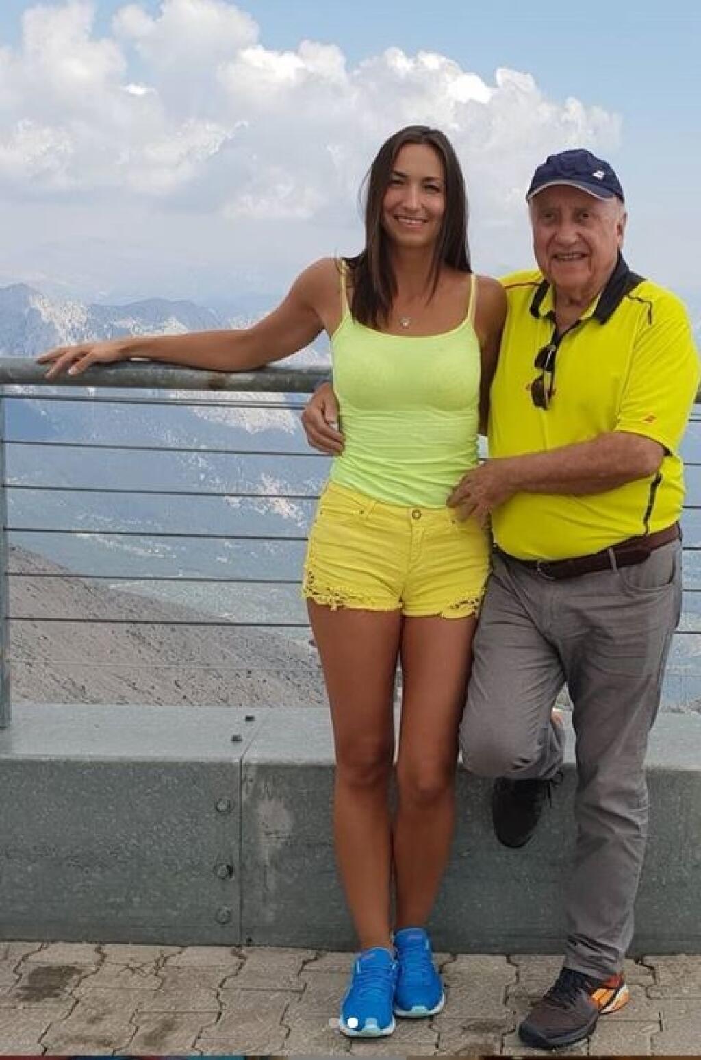 Felix Slováček a Lucie Gelemová sú v poslednom čase takto farebne zladení.
