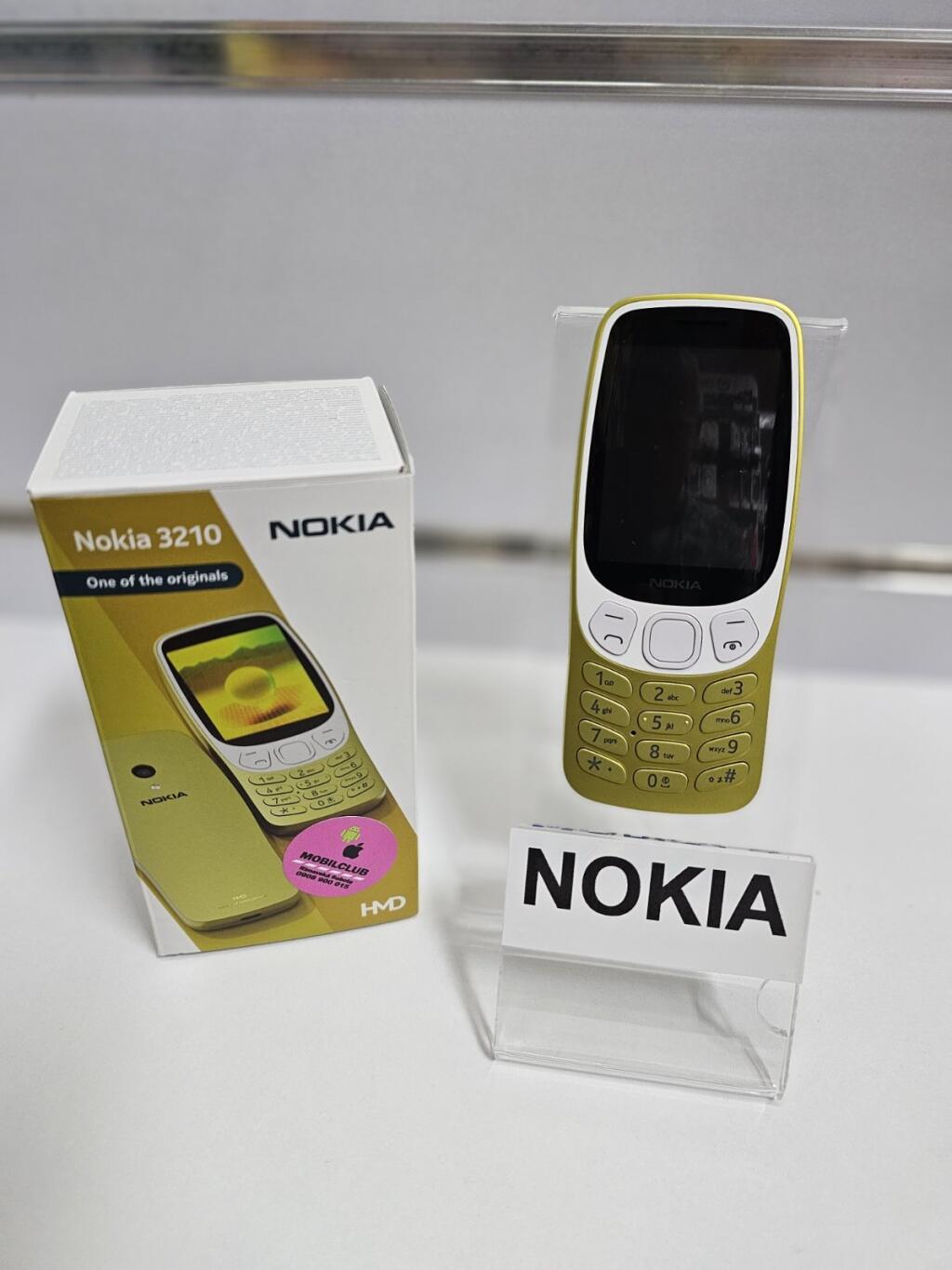 Veľký návrat modelu Nokia 3210.