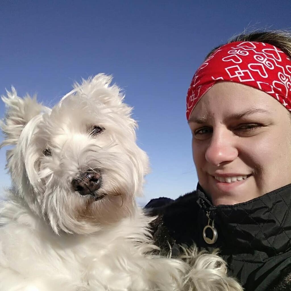 Zuzana Rehák Štefečeková a štvornohý kamarát.