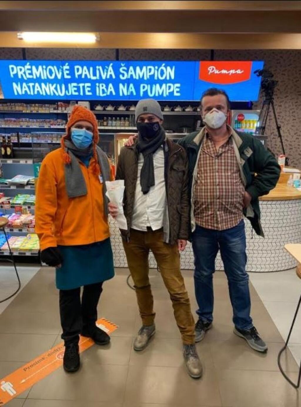 Kubovčík a Heriban s riaditeľom Sociologického ústavu SAV Miloslavom Bahnom.