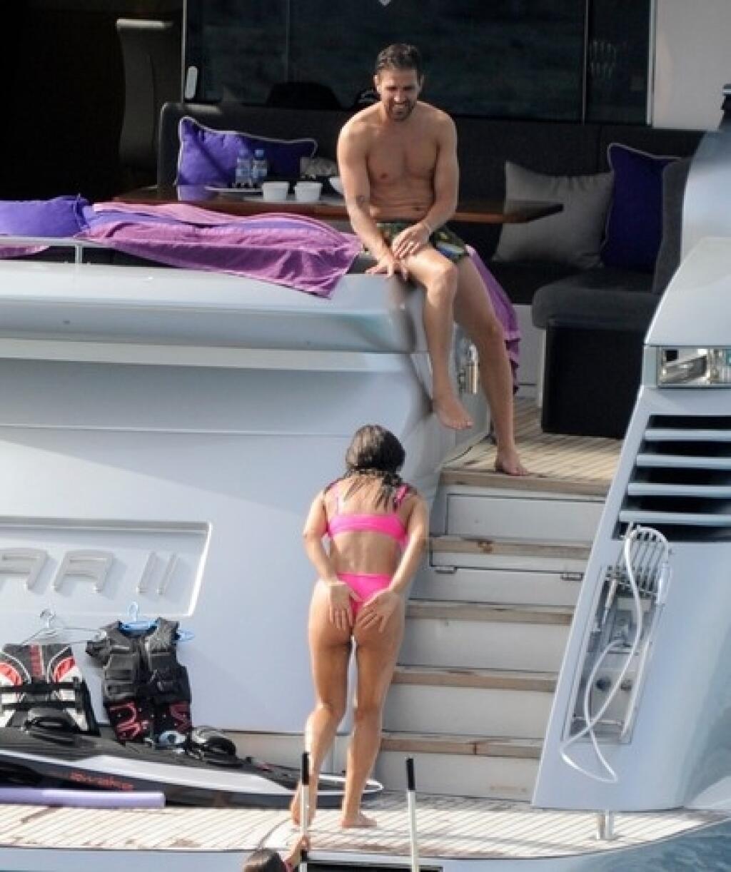 Lionel Messi and wife Antonela Roccuzzo spotted on a yacht in Ibiza