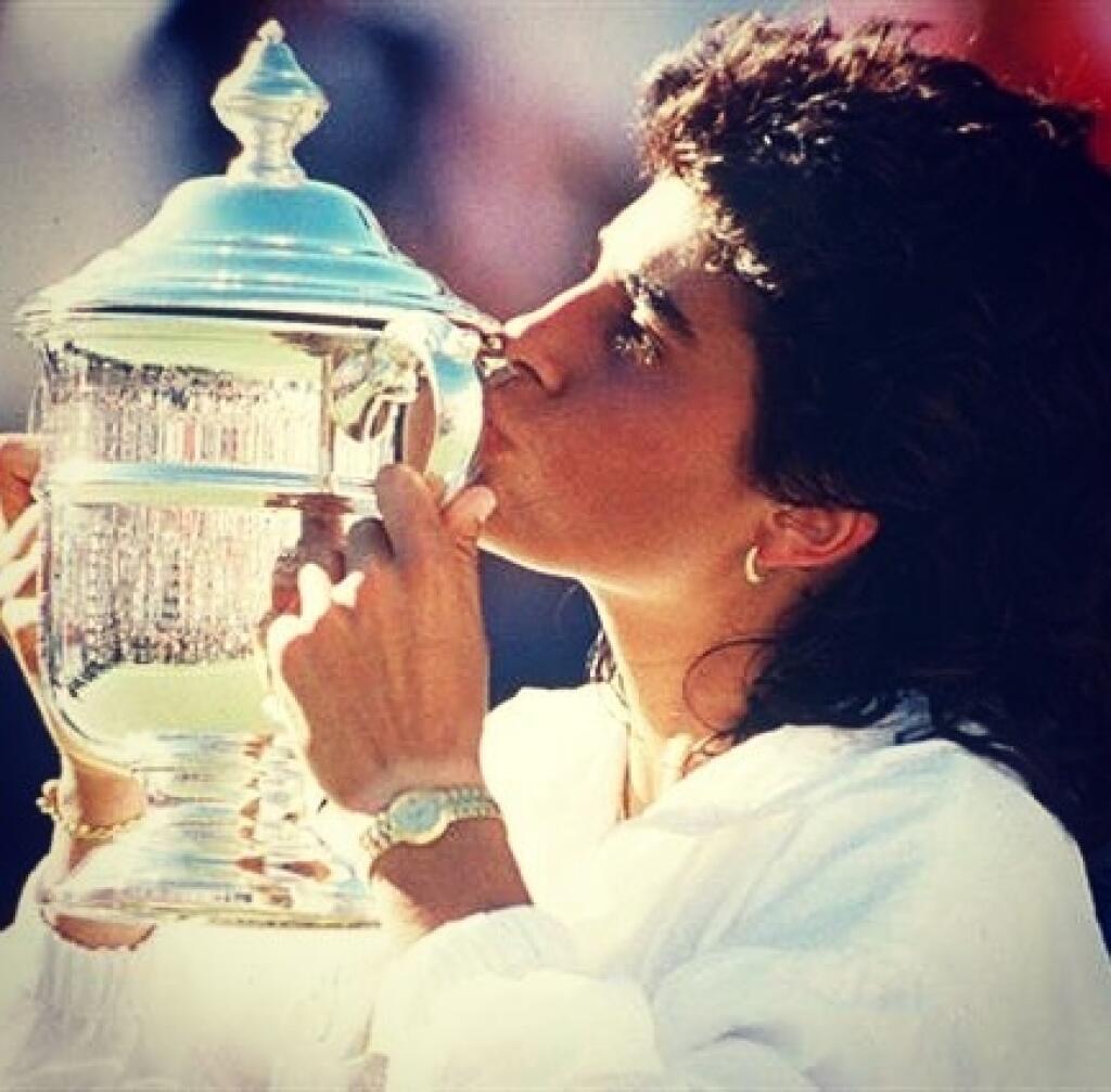 Počas kariéry bola najvyššie svetovou trojkou a vyhrala jeden grandslam.