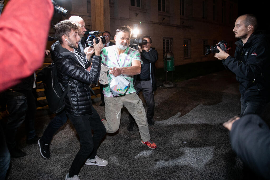 Rozhodovanie o väzbe pre obvineného Dušana Dedečka.