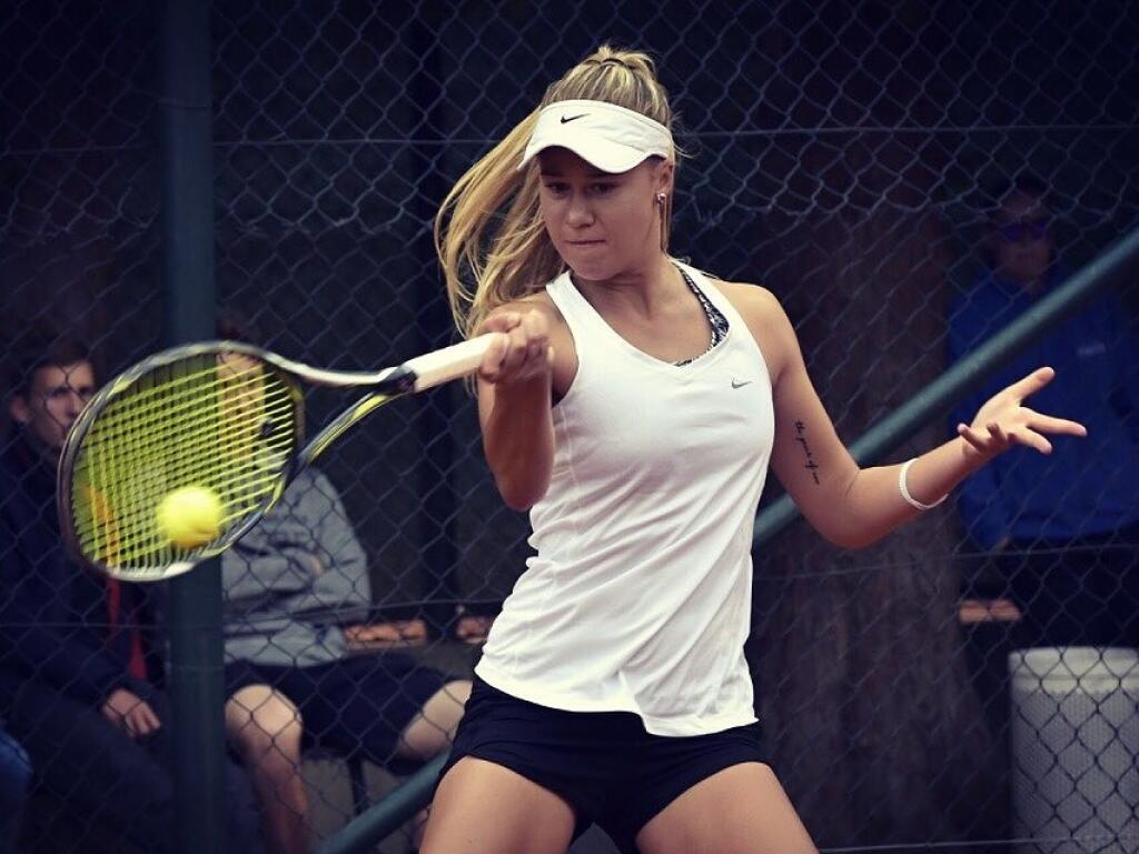 Barbora Palccatová si tenis tak skoro nezahrá.