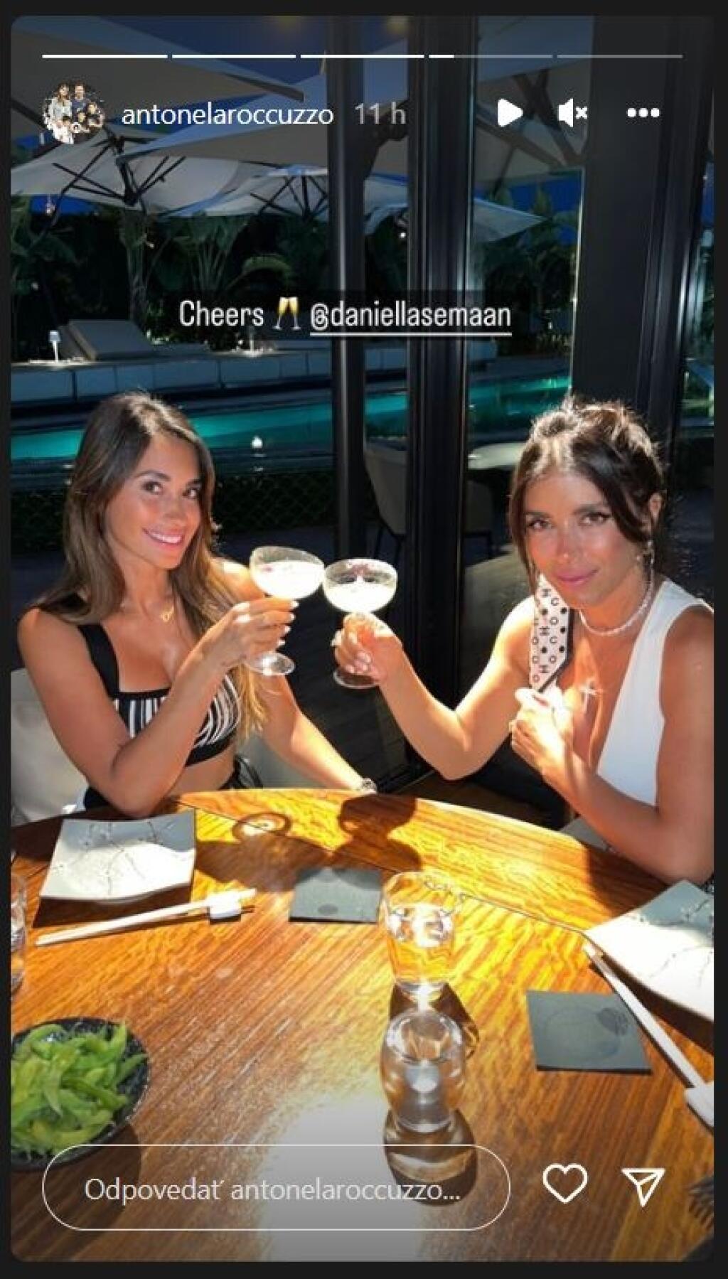 Antonela a Daniella sú dobré kamarátky, čo potvrdzujú aj na dovolenke na Ibize.