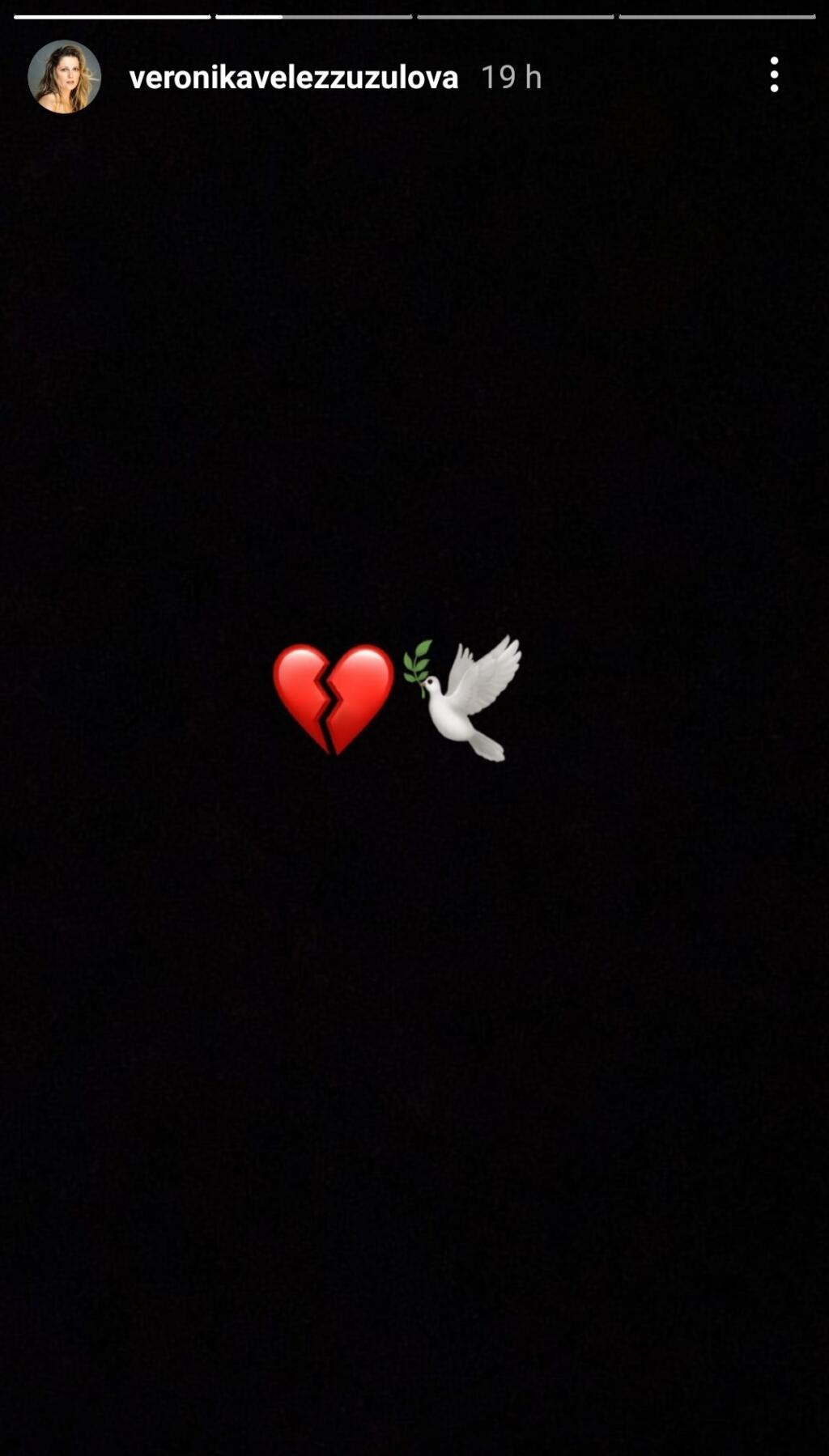 Bývalá lyžiarka Veronika Velez Zuzulová vyjadrila sústrasť pozostalým rodinám pomocou emotikonov na Instagrame.