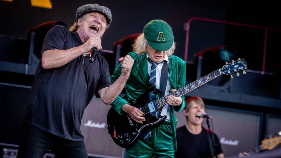 AC/DC 2024