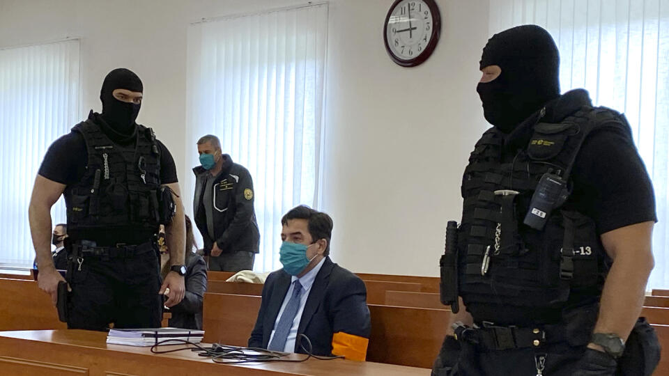 Hlavné pojednávanie v kauze vraždy novinára Jána Kuciaka a jeho snúbenice Martiny Kušnírovej na Špecializovanom trestnom súde v Pezinku, 29. apríla 2020. V Pezinku je z obžalovaných prítomný iba údajný objednávateľ Marian K. Na snímke Marian K. pred začiatkom pojednávania. EASYFOTO TASR - Adel Ghannam