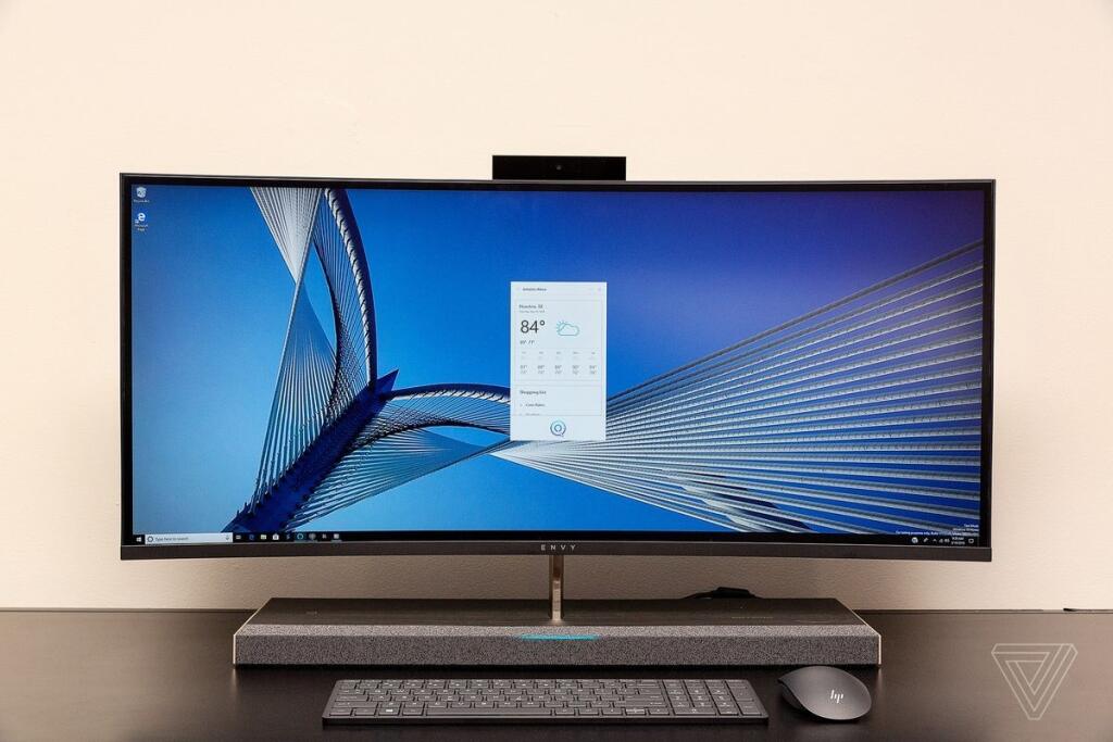 HP Envy Curved AiO 34 vyzerá dobre aj v dizajnovej kancelárii