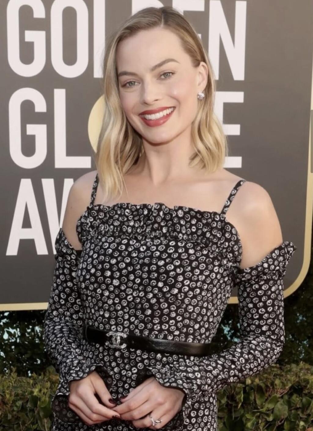 Výber šiat tentoraz Margot Robbie nevyšiel.