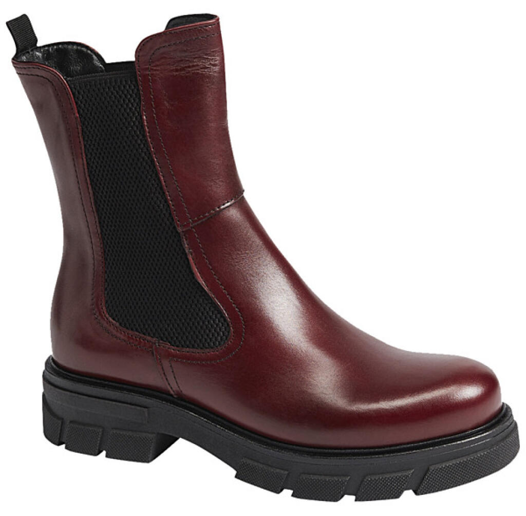 Tmavočervené:
Deichmann, 79,99 €