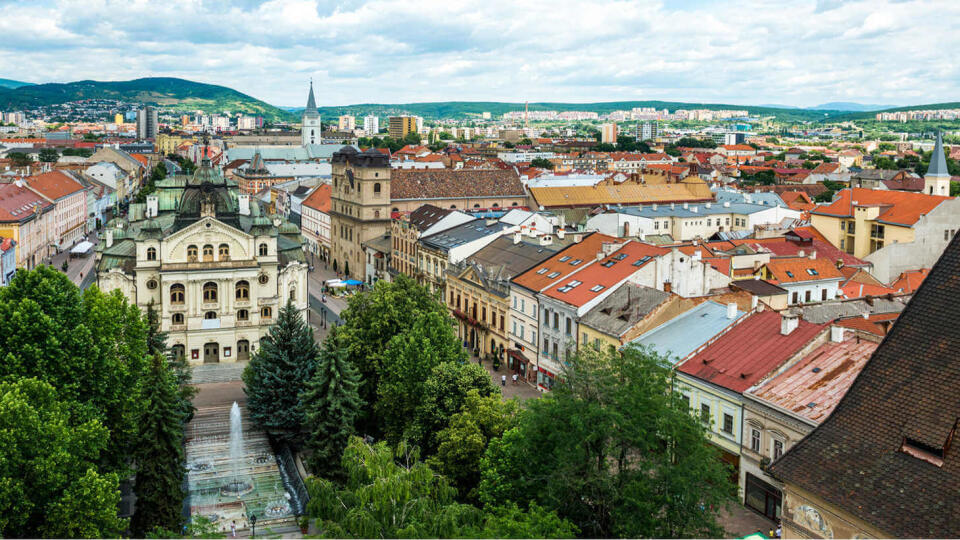 Metropola východu má čo ponúknuť svojim návštevníkom. Okrem historického centra  je mnoho zaujímavých  miest aj v jeho blízkom okolí.