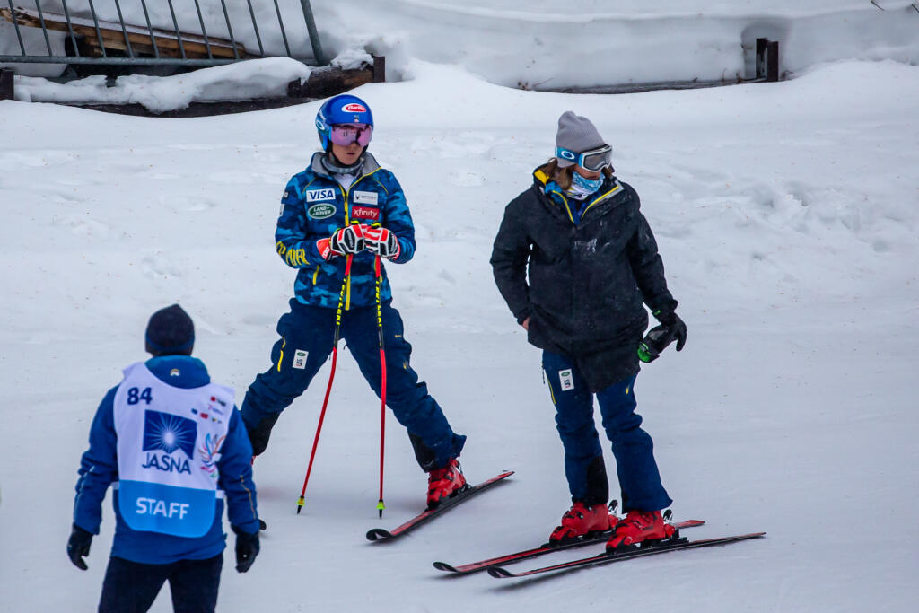 Mama Mikaely Shiffrinovej Eileen ju sprevádzala aj na svetovom pohári v Jasnej 2021.