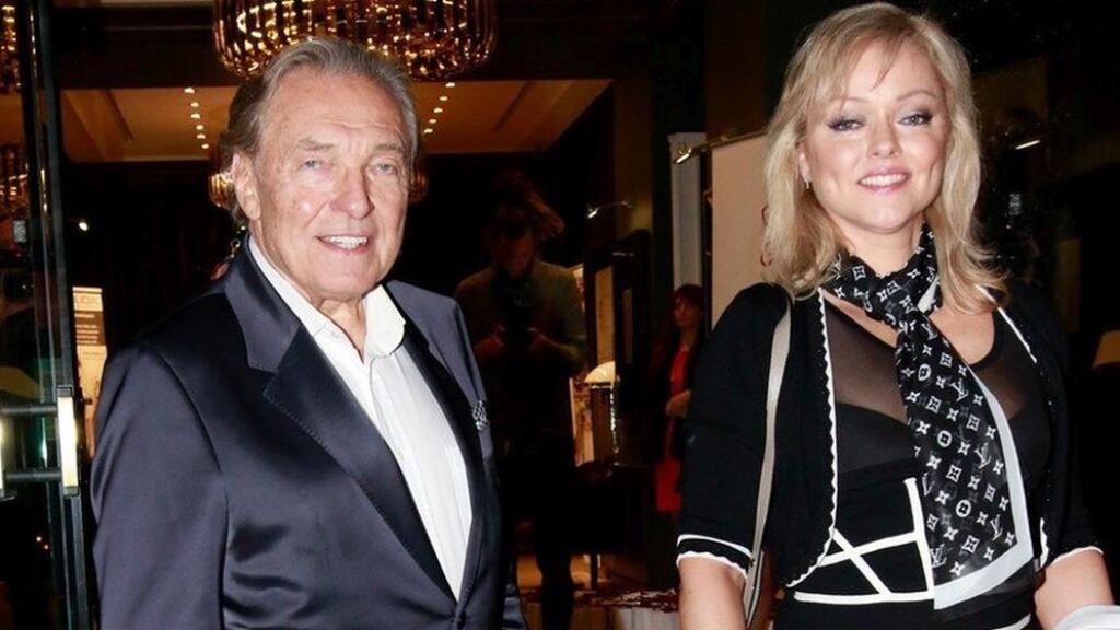 Dominika Gottová, Karel Gott