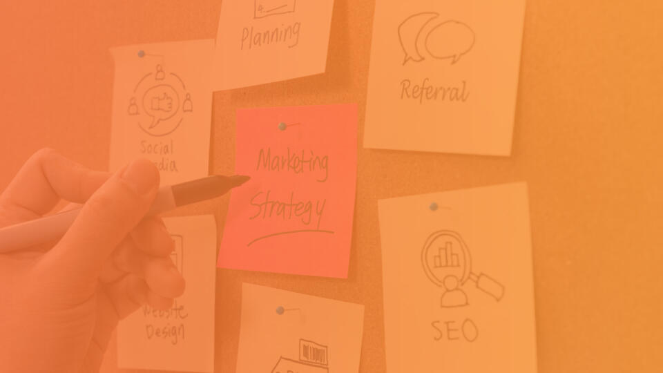 Pre firmy je v dnešnej dobe dôležitá kvalitná marketingová stratégia. Na koho sa s ňou obrátiť? Pomôžu vám odborníci v online marketingovej agentúre.
