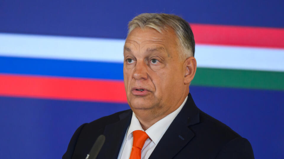 Na snímke predseda vlády Maďarska Viktor Orbán počas tlačovej konferencie po summite lídrov Slovenskej republiky, Srbska a Maďarska k nelegálnej migrácii v Komárne 22. októbra 2024. FOTO TASR - Jaroslav Novák