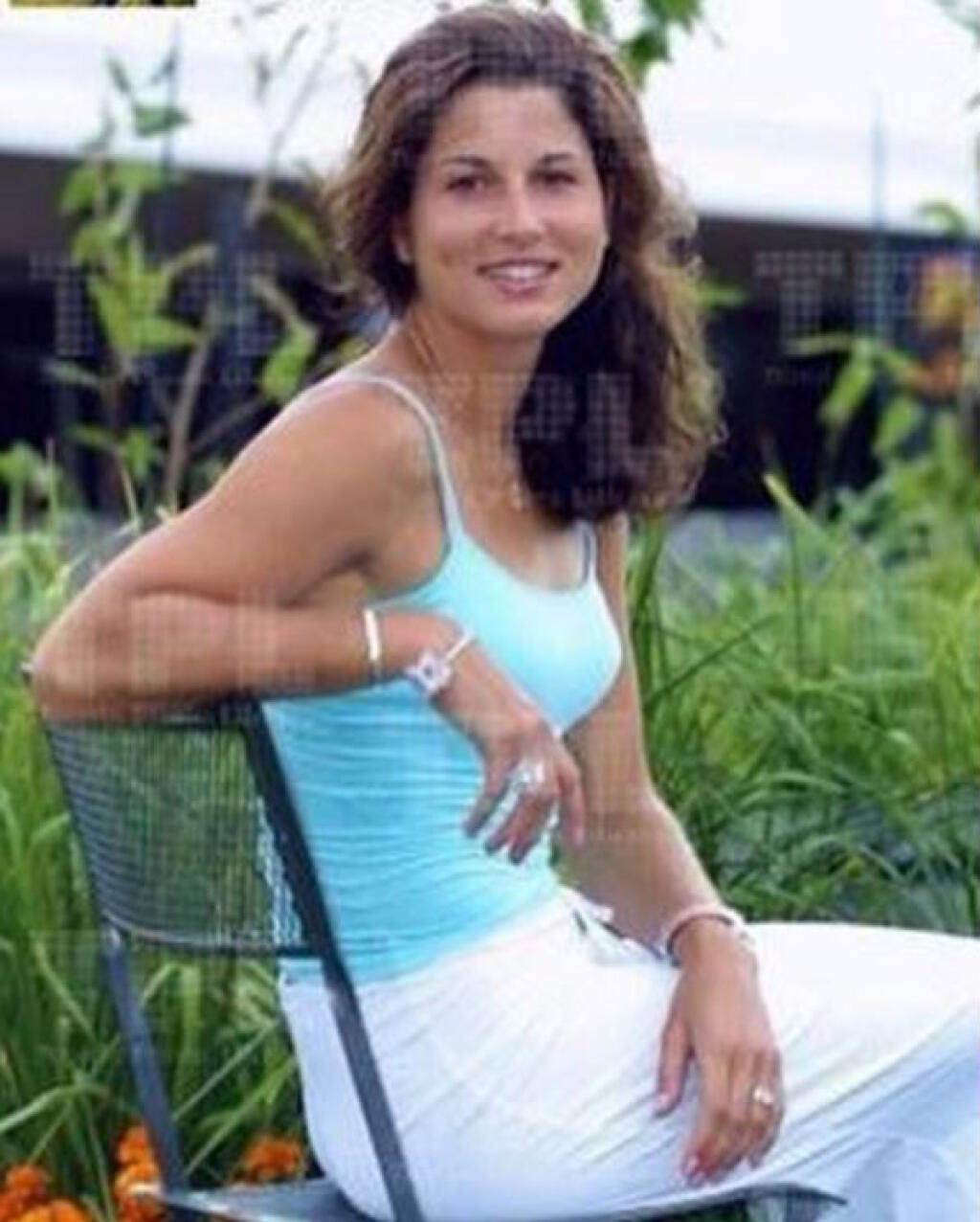 Mirka sa pre Rogera doslova obetovala. Stála pri ňom v každej chvíli, bola jeho manažérkou a vždy ho podporovala. Federer už neraz priznal, že nebyť jej, na dvorcoch by už dávno nebehal. Na svoju manželku s deťmi nezabudol ani v ďakovnom liste, ktorý zverejnil pri oznámení o konci bohatej kariéry.