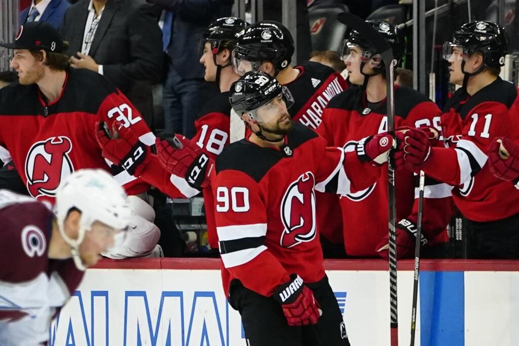 Útočník New Jersey Devils si v novej sezóne zarobí 4 500 000 dolárov.