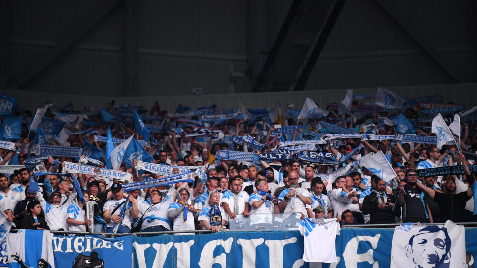Prestížny duel najvyššej francúzskej futbalovej súťaže medzi tímami Paríž Saint Germain a Olympique Marseille sa v poslednú októbrovú nedeľu (27.10.) odohrá v Parku princov bez fanúšikov hostí.