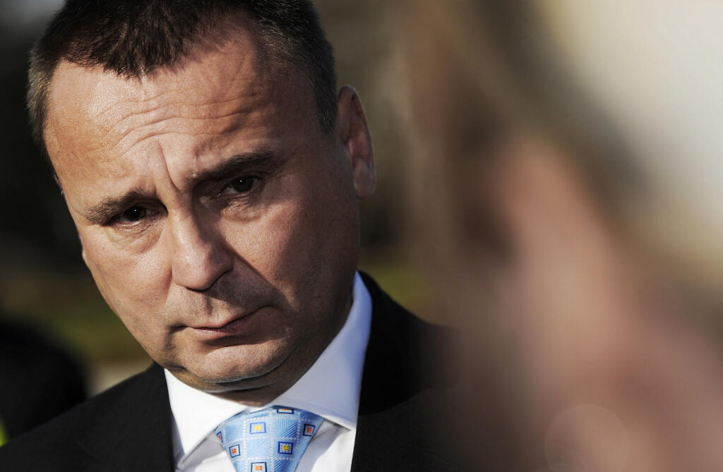Exposlanec Mosta-Híd chcel na Hvare stavať rezort s Vadalom
