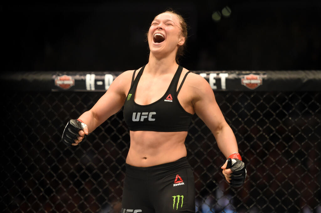 Sexi Američanka patrila medzi najznámejšie bojovníčky MMA, presadila sa nielen v klietke, ale neskôr aj vo wrestlingu.