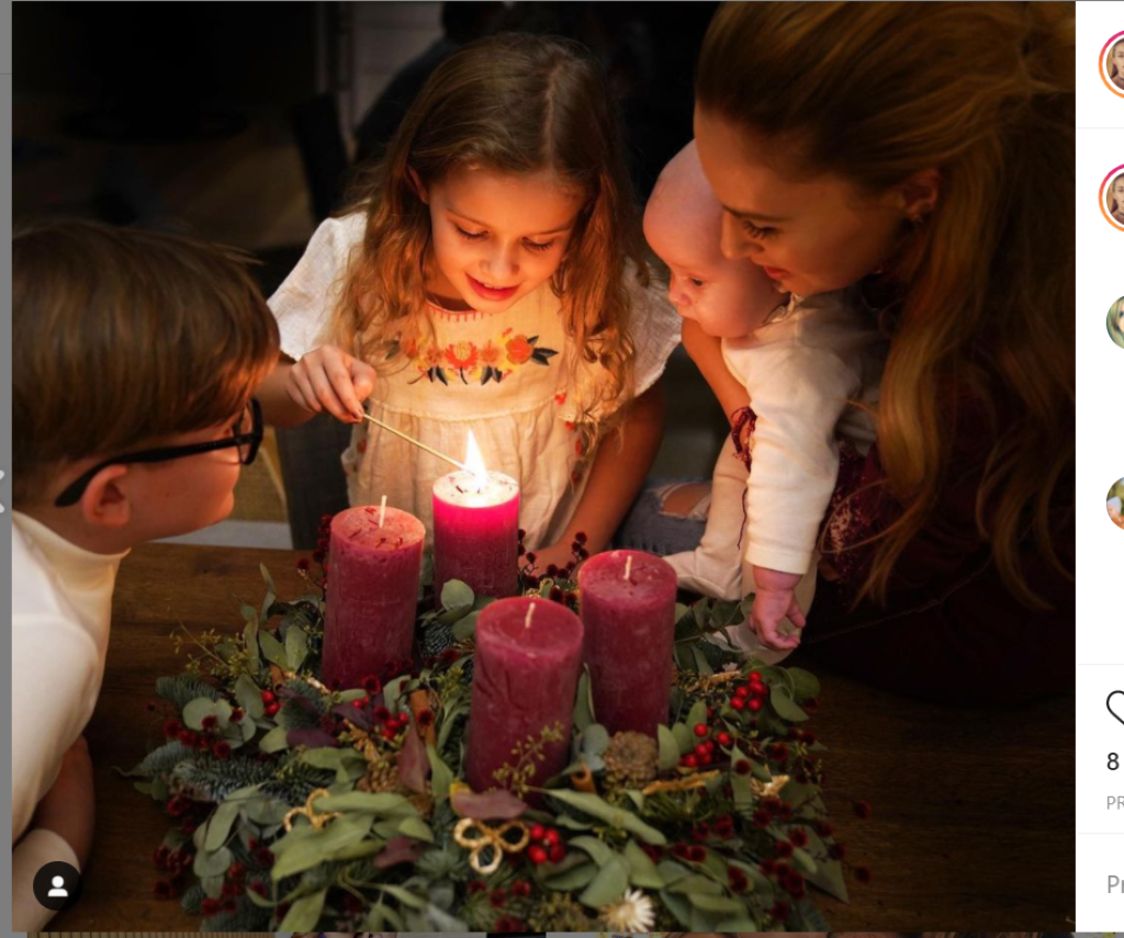 Máriá Čírová využíva adventné obdobie správne, vedie deti k tradíciám.