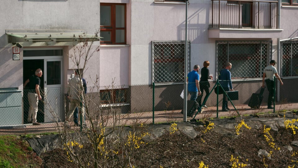 Ilustračné foto. Súdni lekári sú tí, ktorí sa popri záchranároch a policajtoch ako prví zjavujú na miestach činu.