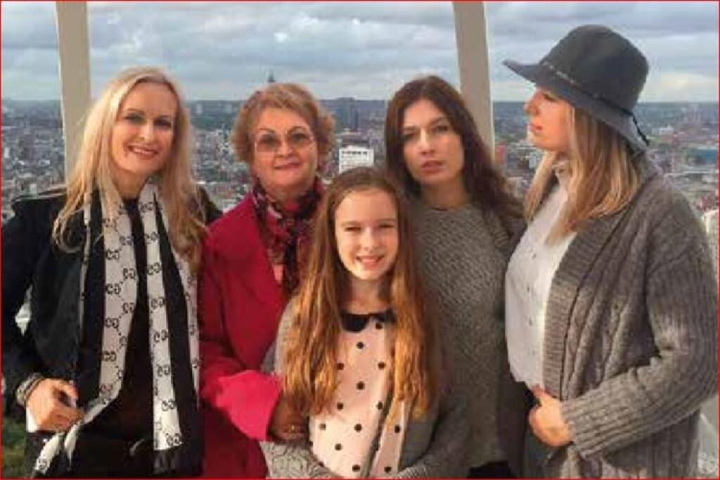 Gizka Oňová je matkou troch detí a piatich vnúčat.