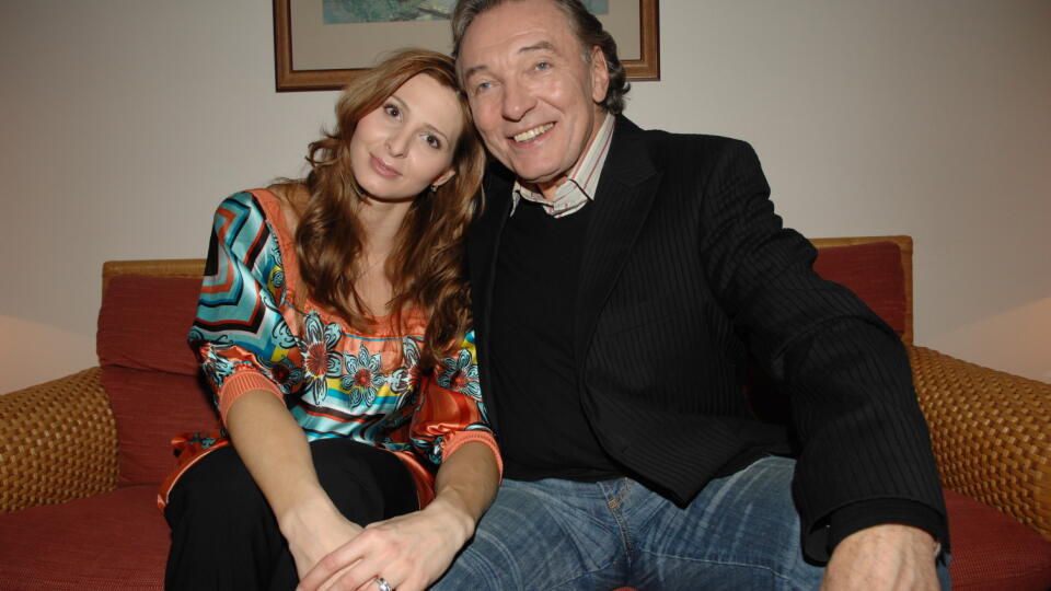 karel gott vyjadrenie po svadbe, tlacovka po svadbe las vegas;14.01.2008;foto Feuereislova michaela;karel gott a ivana gottovi, manzelia , ivana machackova za slobodna, ivana gottova