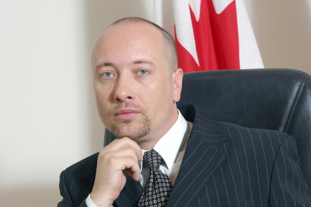 Kanadská obchodná komora si vymýšľa členov a poradcov