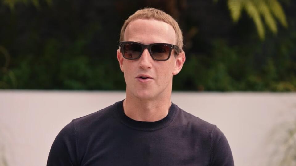 Facebook predstavuje smart okuliare