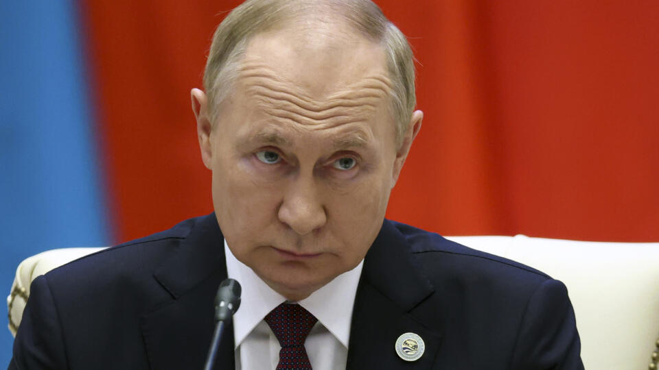 JB 1 Samarkand - Ruský prezident Vladimir Putin počas summitu Šanghajskej organizácie pre spoluprácu (SCO) v uzbeckom meste Samarkand 16. septembra 2022. FOTO TASR/AP
Russian President Vladimir Putin attends the Shanghai Cooperation Organisation (SCO) summit in Samarkand, Uzbekistan, Friday, Sept. 16, 2022. (Sergei Bobylev, Sputnik, Kremlin Pool Photo via AP)