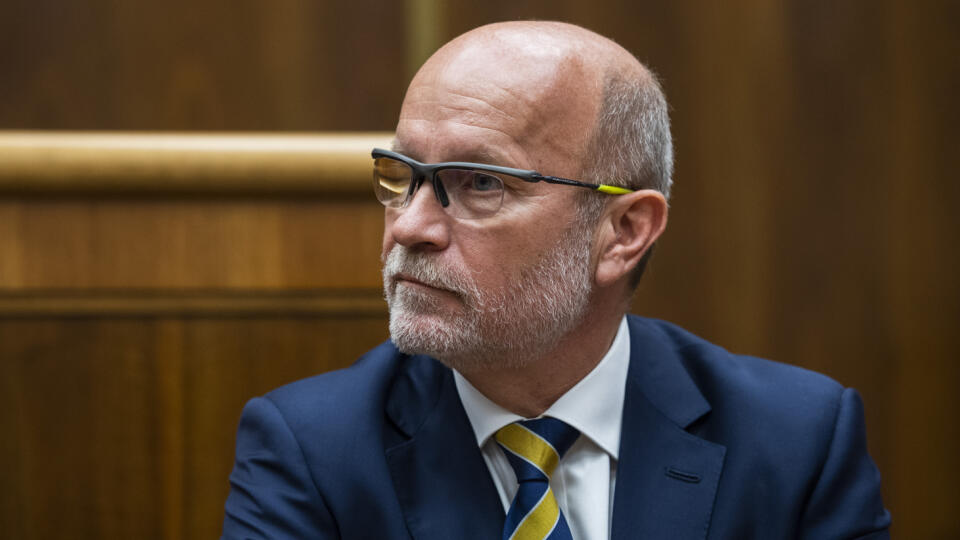 Na snímke minister zahraničných vecí a európskych záležitostí SR Rastislav Káčer počas 71. schôdze Národnej rady SR v Bratislave 13. septembra 2022. FOTO TASR - Jaroslav Novák