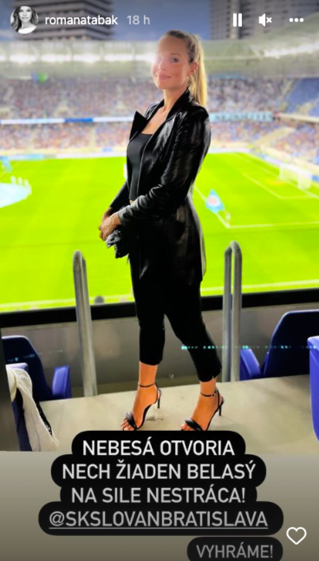 Pohľadná poslankyňa ešte pred zápasom žiarila šťastím a napísala motivačné slová.