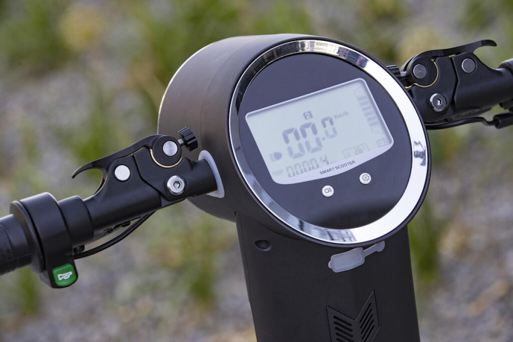 Antik Smart City Bike, predný panel
