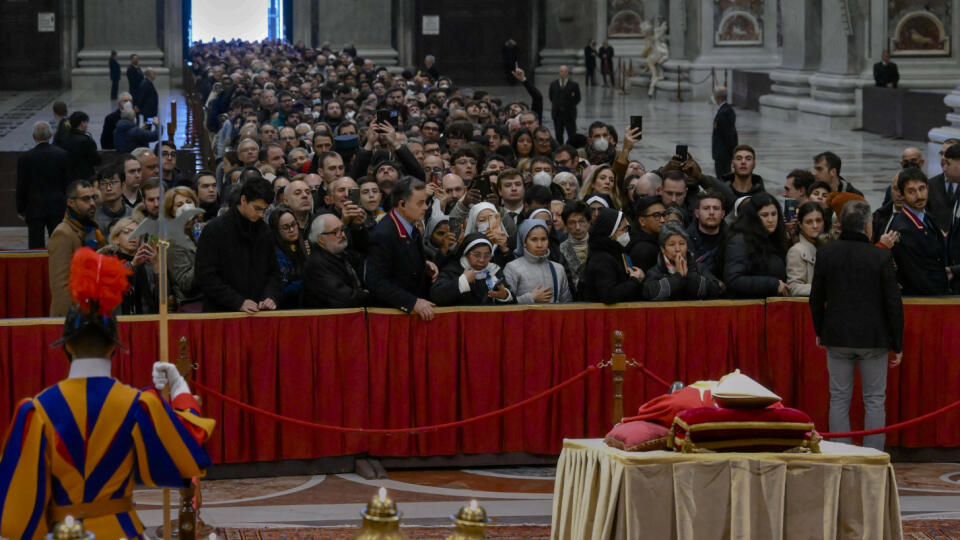 Pohreb pápeža Benedikta XVI.