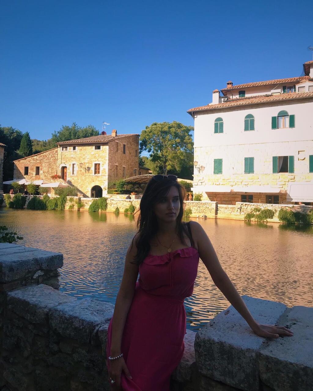 Sexi speváčka Elizabeth Kopecká sa už niekoľko mesiacov pohybuje okolo Jaromíra Jágra.